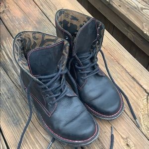 SOLD 🍀🍀🍀Fly London black leather boots/Portugal SOLD🍀